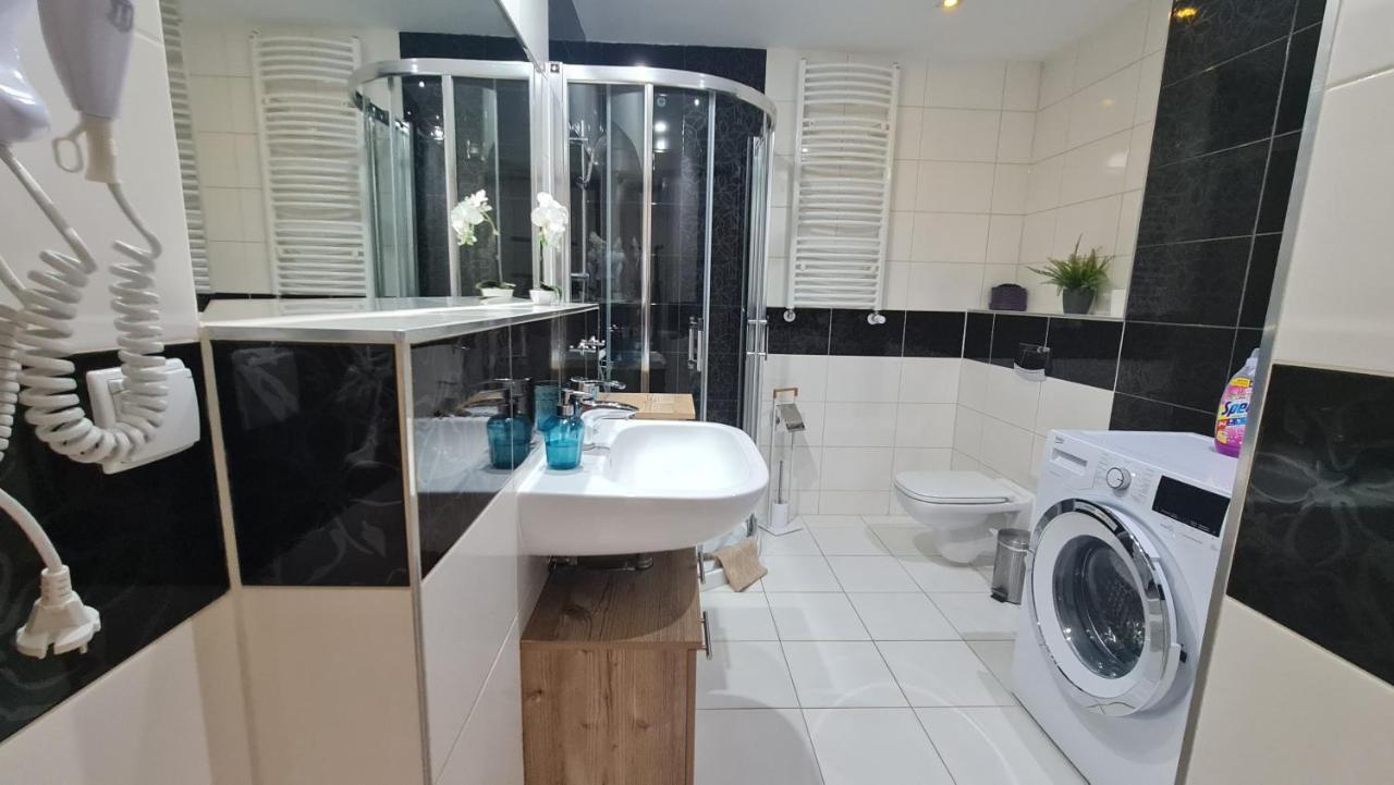 Four Seasons Aquamarina Apartment Swinoujscie Luaran gambar